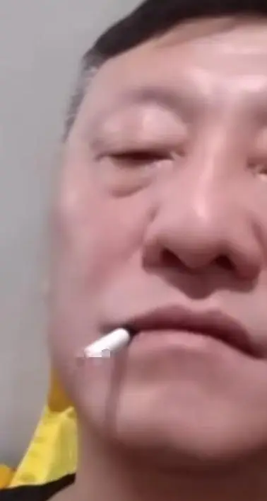 最近各大明星被爆黑料是真的吗吗视频,_韩磊被爆出轨细节_韩磊妻子王燕背景